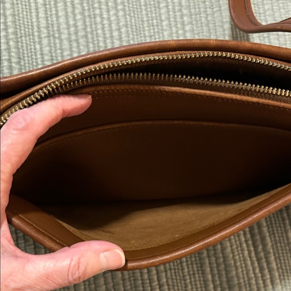 Vintage Coach East West "British Tan" Compartment Bag No. GOD 9164 - Picture 7 of 16